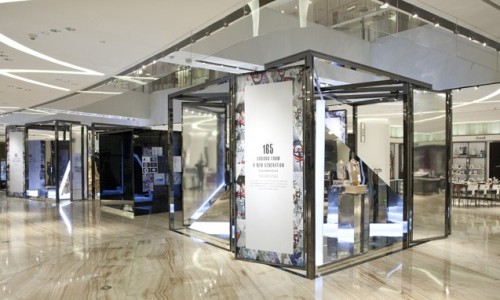 SWAROVSKI x Lane Crawford 165 周年 “ 风尚新视界 ” 展览